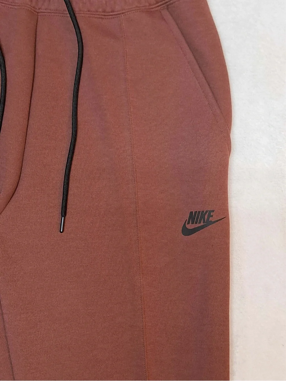 Nike Sportswear Tech Fleece Mid-Rise Jogger Pants : Women's size SMALL